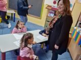 L’assessore all’istruzione Laura Polise incontra i bambini della scuola dell’Infanzia Montessori